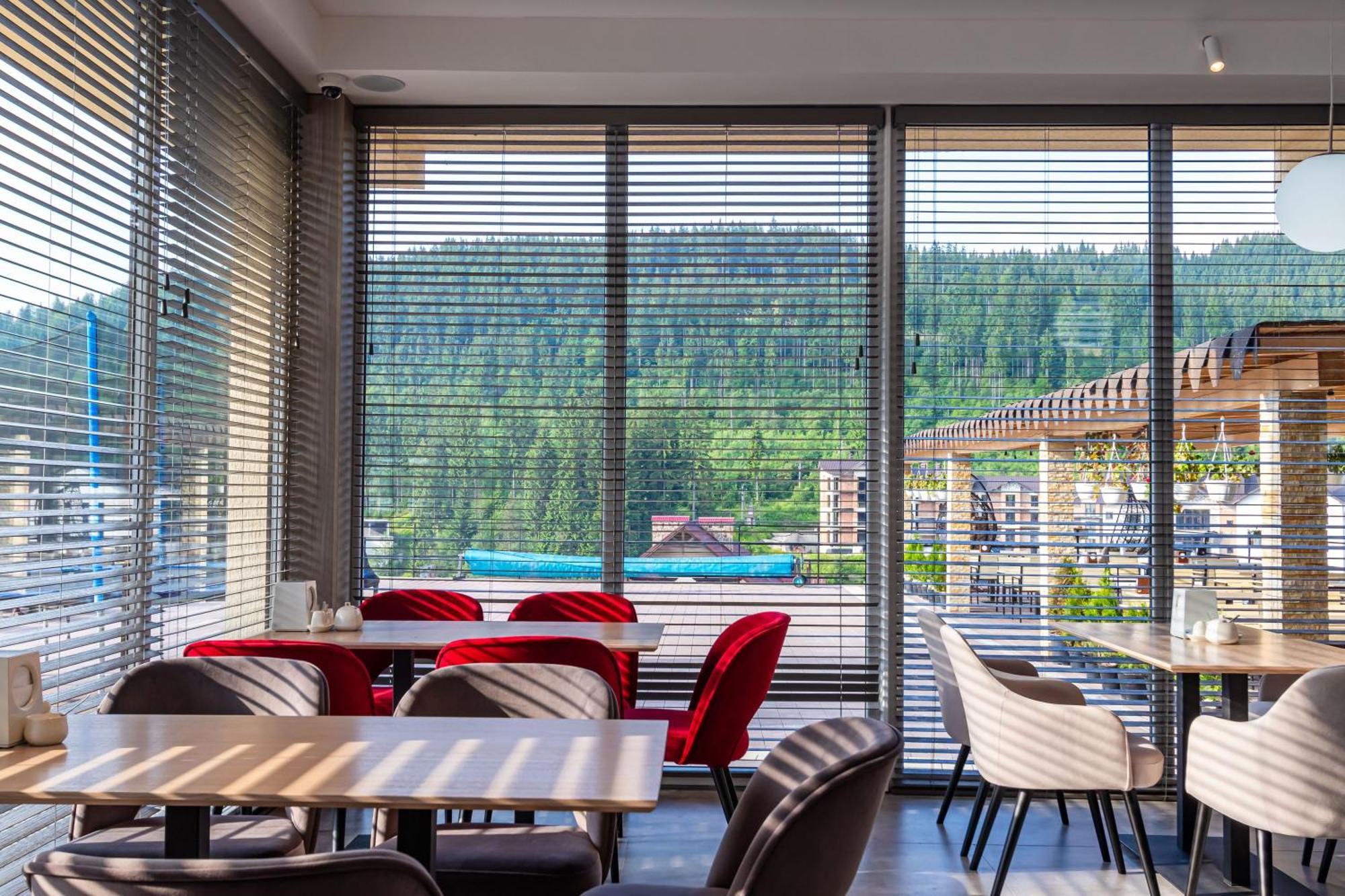 Gold Palace Wellness & Spa Bukovel Luaran gambar