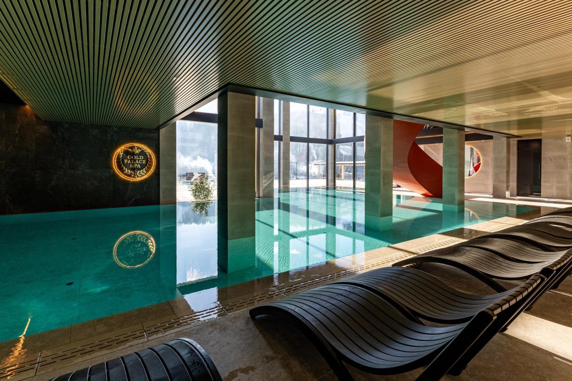 Gold Palace Wellness & Spa Bukovel Luaran gambar