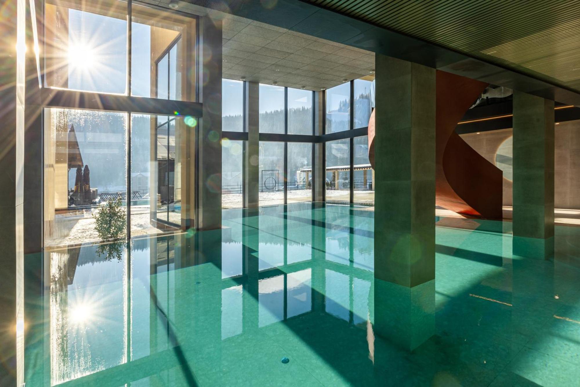Gold Palace Wellness & Spa Bukovel Luaran gambar