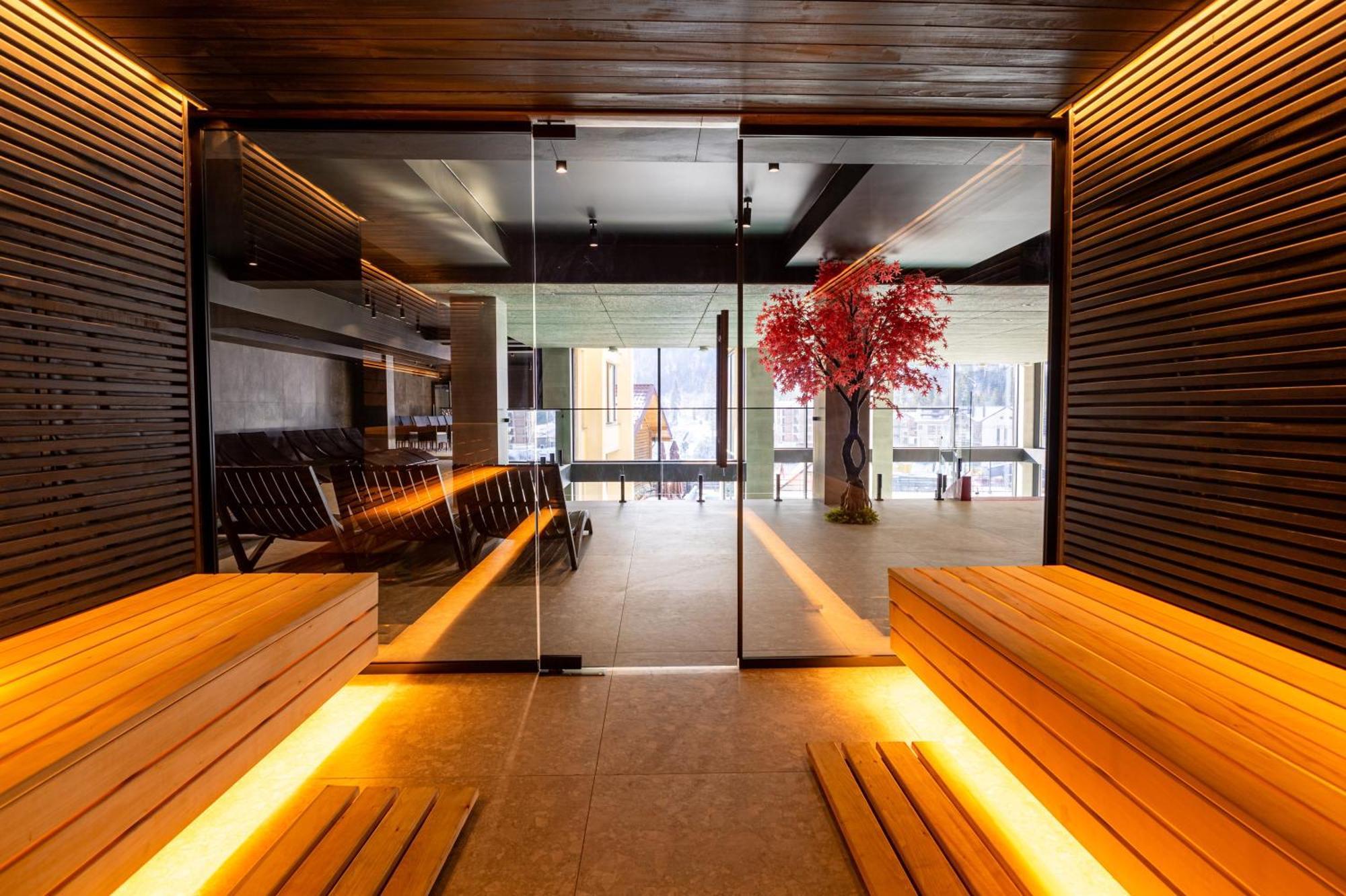 Gold Palace Wellness & Spa Bukovel Luaran gambar